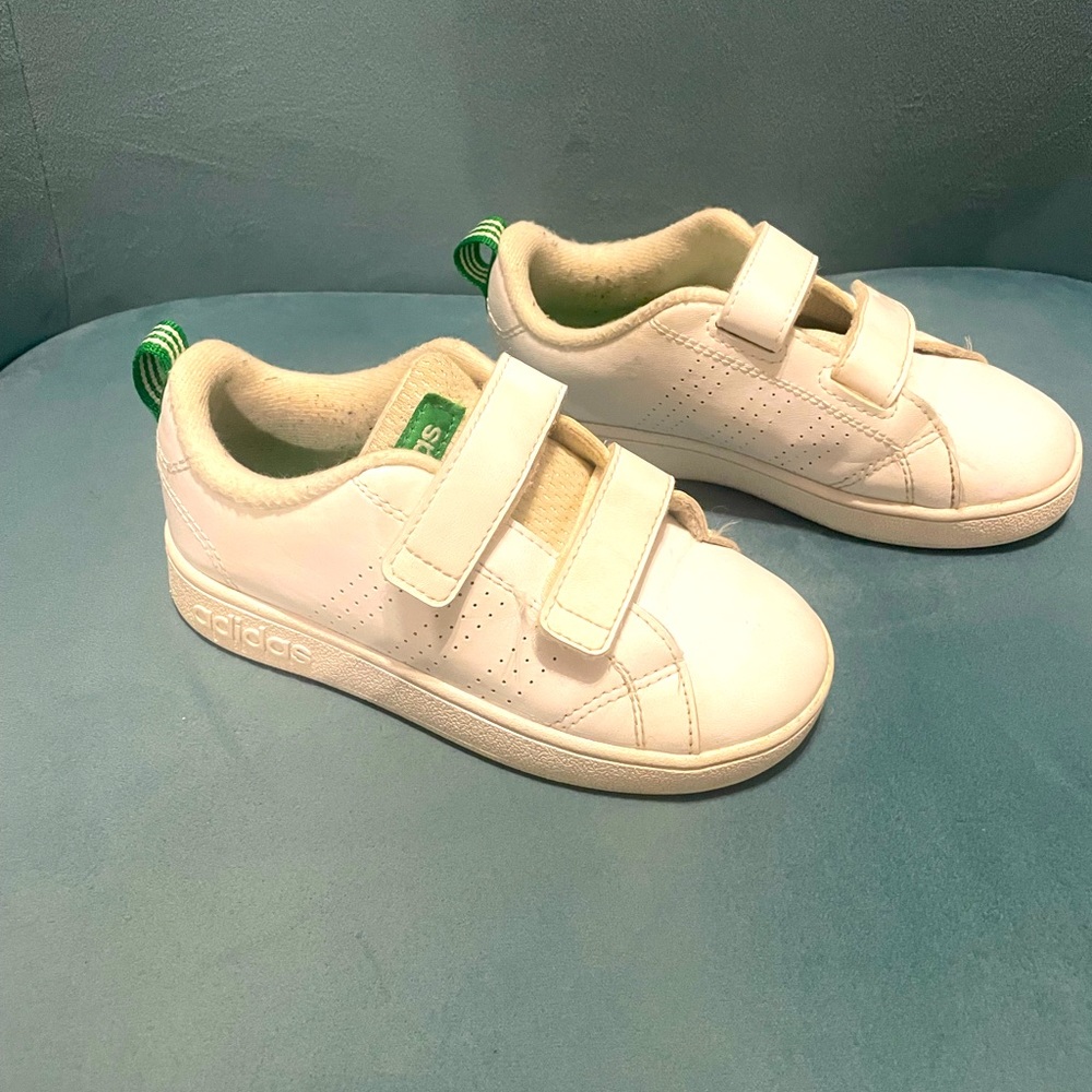 Adidas- Kids' (toddler) Advanced Lifestyle Court Two Hook-And-Loop shoes Size 9K